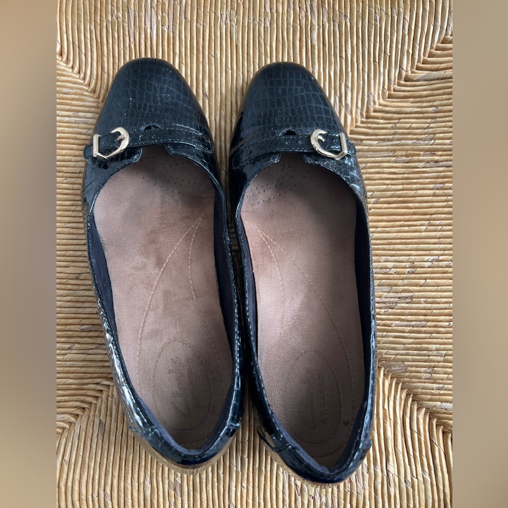 Clarks low heel shoes